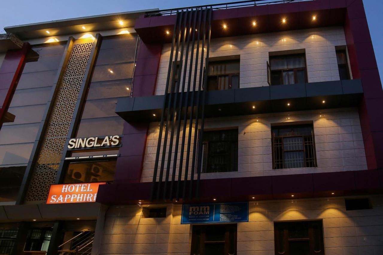 Hotel Collection O Sapphire Chandīgarh Exterior foto